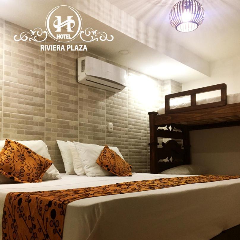 Hotel Riviera Plaza بوكارامانغا المظهر الخارجي الصورة