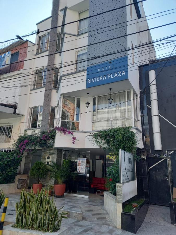 Hotel Riviera Plaza بوكارامانغا المظهر الخارجي الصورة
