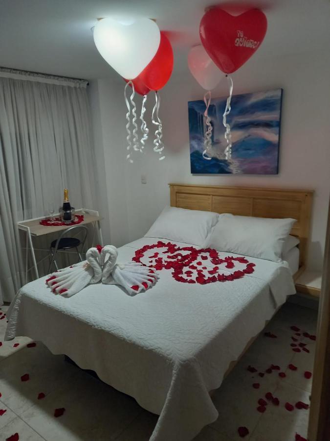 Hotel Riviera Plaza بوكارامانغا المظهر الخارجي الصورة
